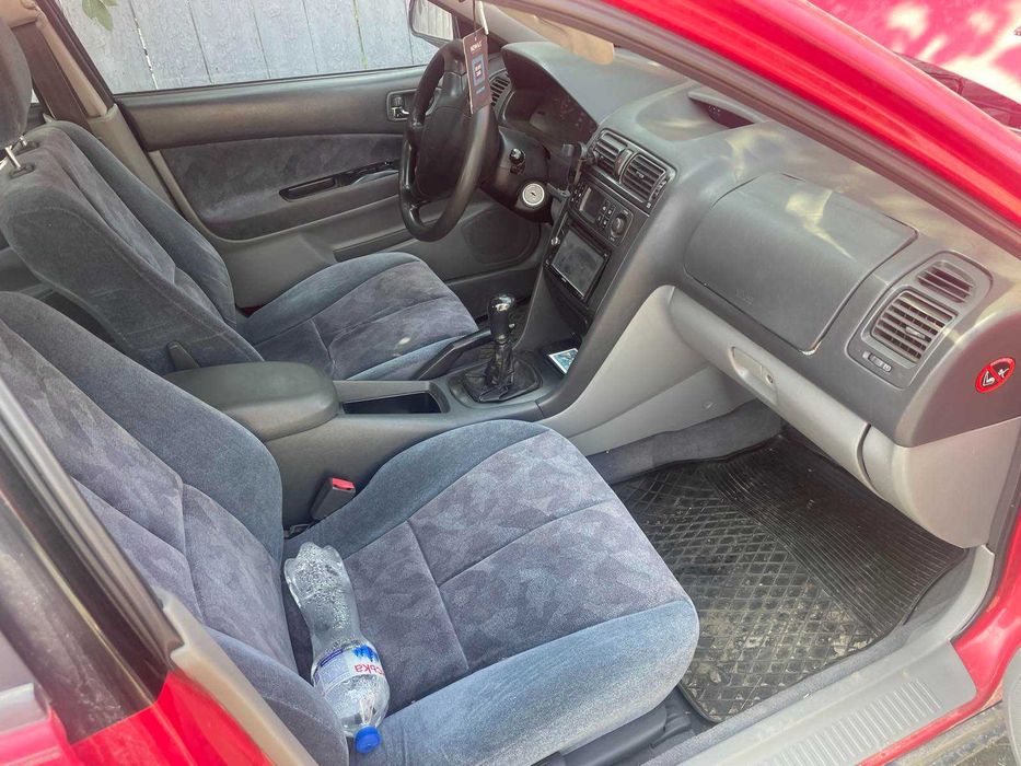 Продам Mitsubishi Galant 1998 р.в 2.0 бензин
