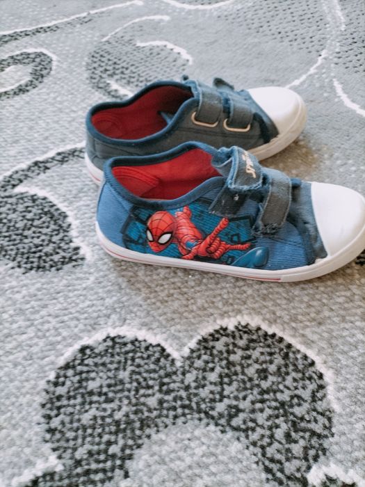 Взуття на хлопчика