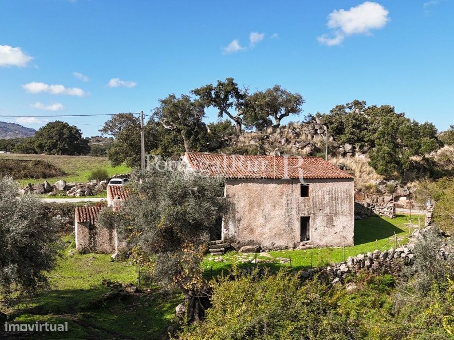 Quinta em Marvão com vocação para turismo e projeto