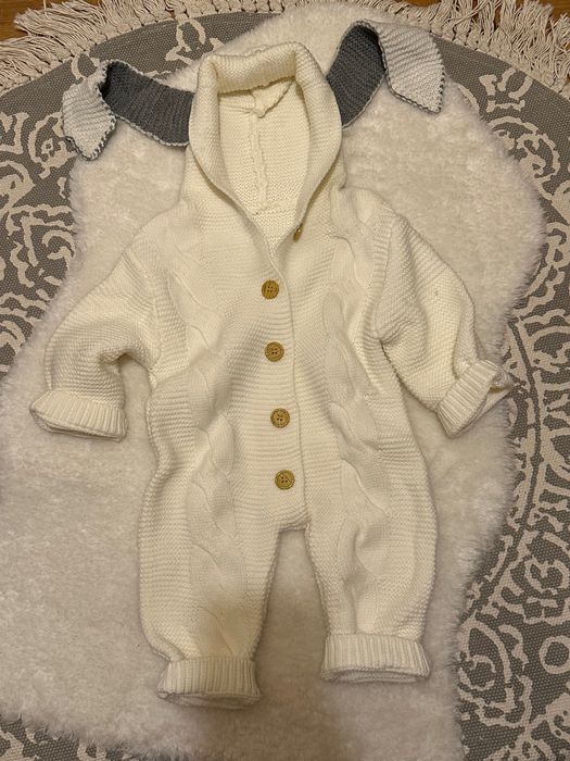 Dzianinowy pajacyk niemowlęcy