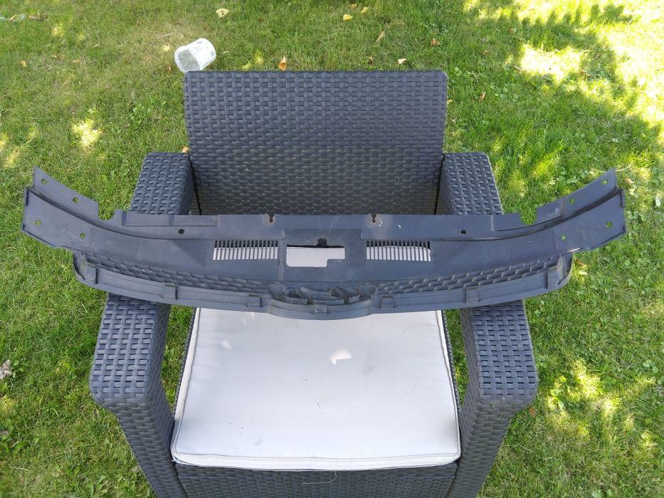 Atrapa grill wlot powietrza Hyundai i30 07-12
