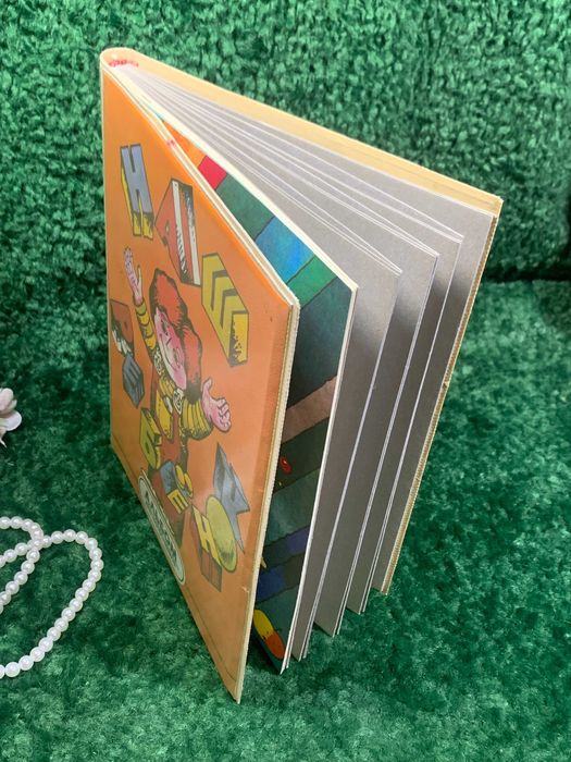 Фотоальбом вінтажний "Наша дитина" з анкетою на 64 фото альбом