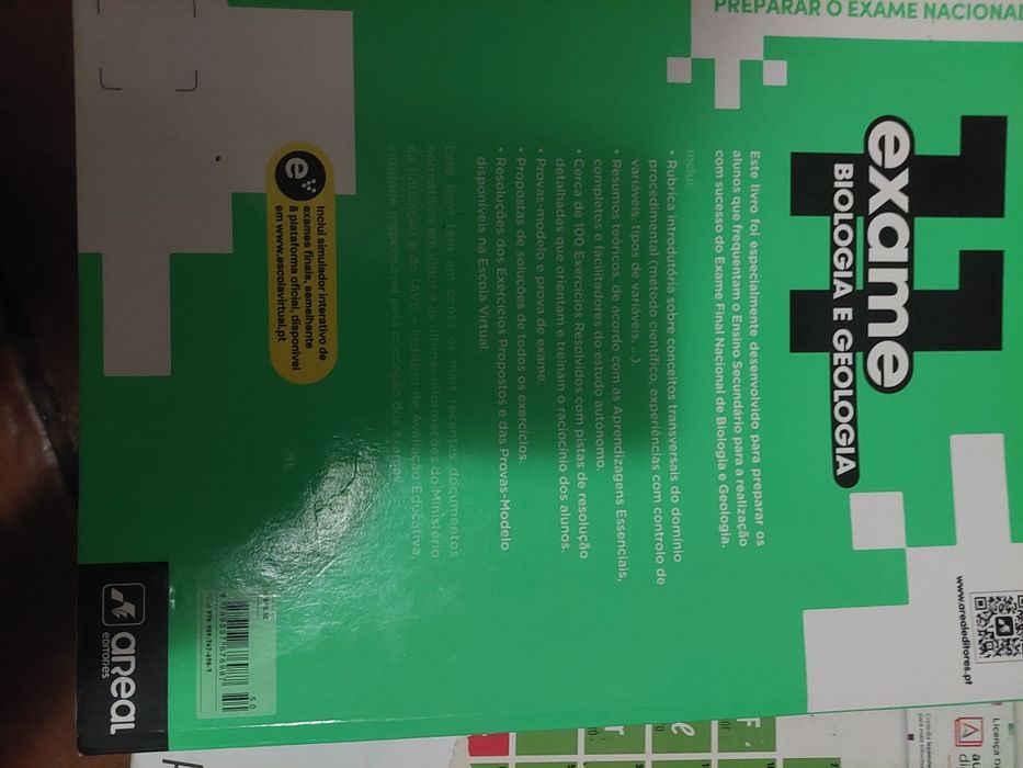 Livro de exames 11.ano  Bilogia Geologia