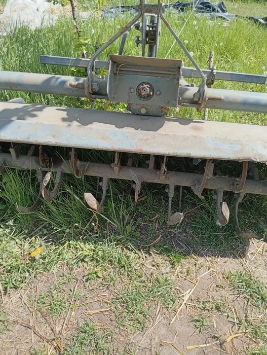 Продам японскую фрезу до мини трактора