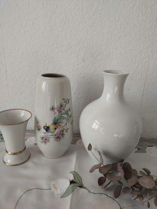 Подарочная ваза. Королевский фарфор. С золотым ободком.