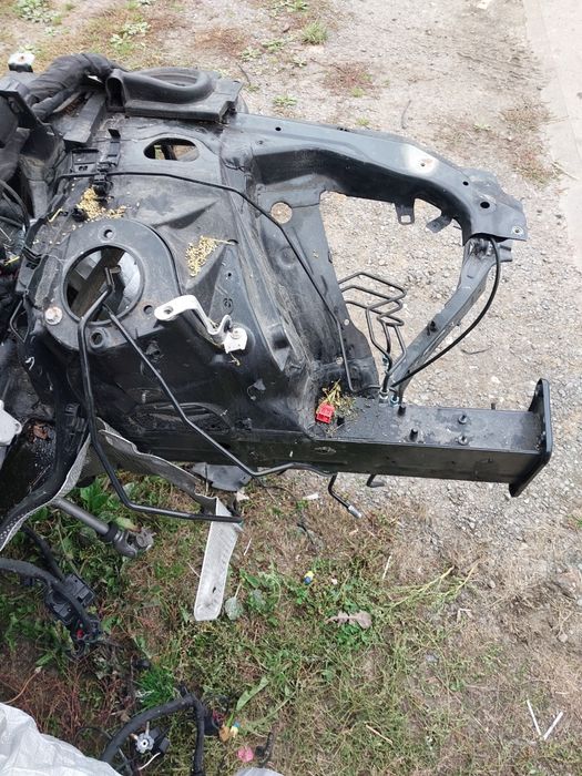 Podluznica fartuch kielich A5 F5 A4 B9 8W polift Audi