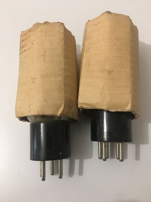 радио лампа