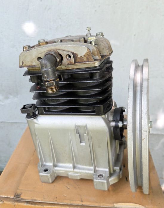Продам  компрессорную головку блок FINI MK 113