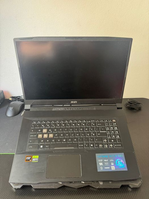 PC MSI KATANA A17+ base de refrigeração