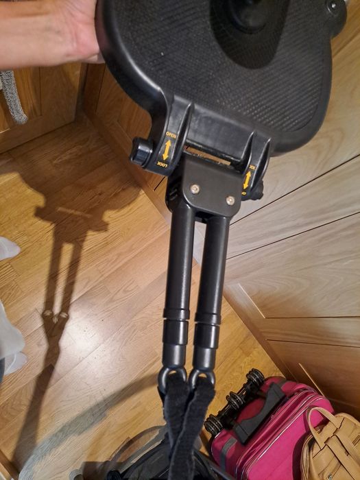 Adaptador Universal Com Roda E Assento Para Carrinho De Bebé Preto