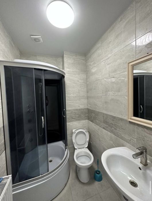 Оренда квартири це включно з ком.послугамив Хотові