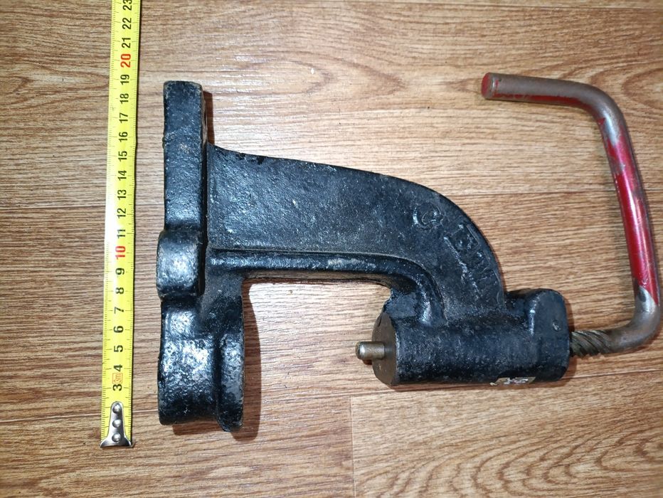 Ручной пресс для установки кнопок и фурнитуры