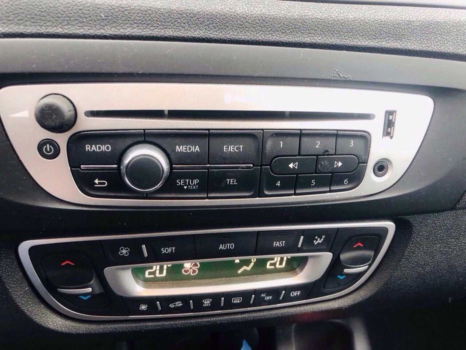 Renault Grand Scenic 2015