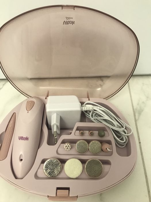 Набір для манікюру Vitek