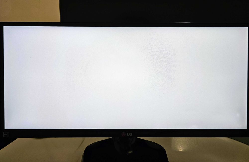 Монитор 25" - LG 25UM65