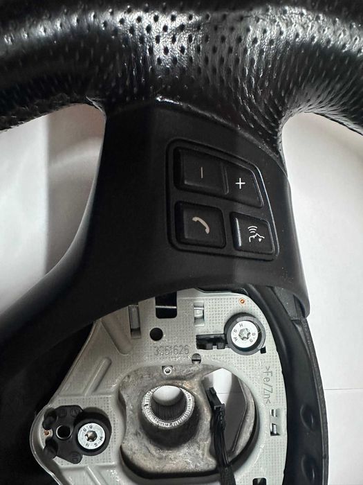 Volante + Airbag Pack M E81/E82/E87/E88/E90/E91/E92/E93