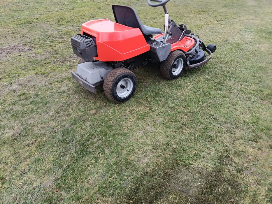 Husgvarna traktorek