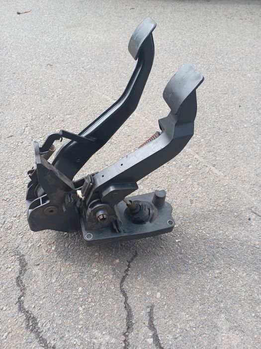 А169 290 04 16 Головний циліндр щеплення