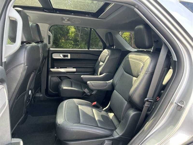 2021 Ford Explorer