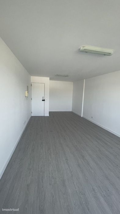 Escritório 25m2 - Quinta do Conde, edificio CGD