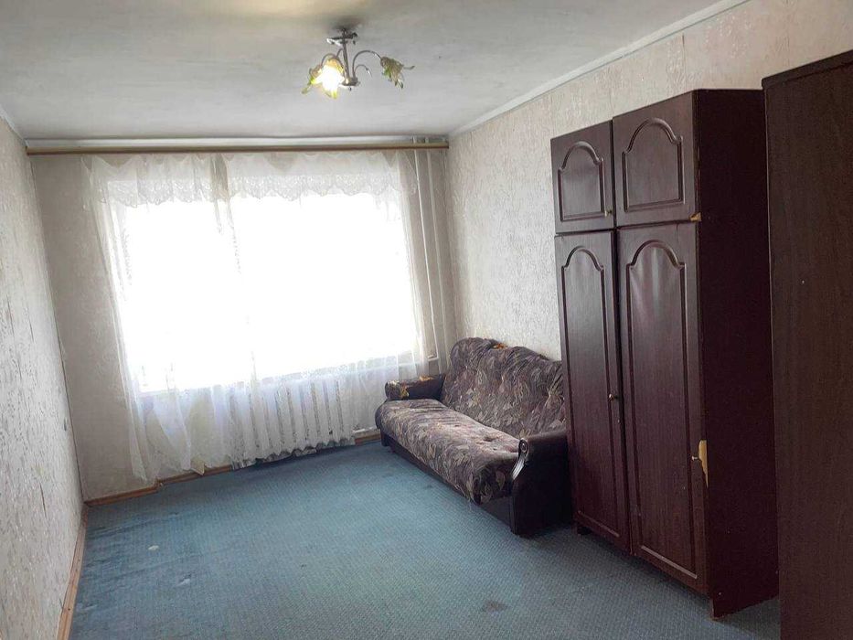 Здається 2 кімнатна р - н Центр р-н 14 школи