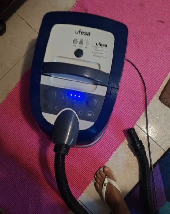 Aspirador Ufersa potente barato