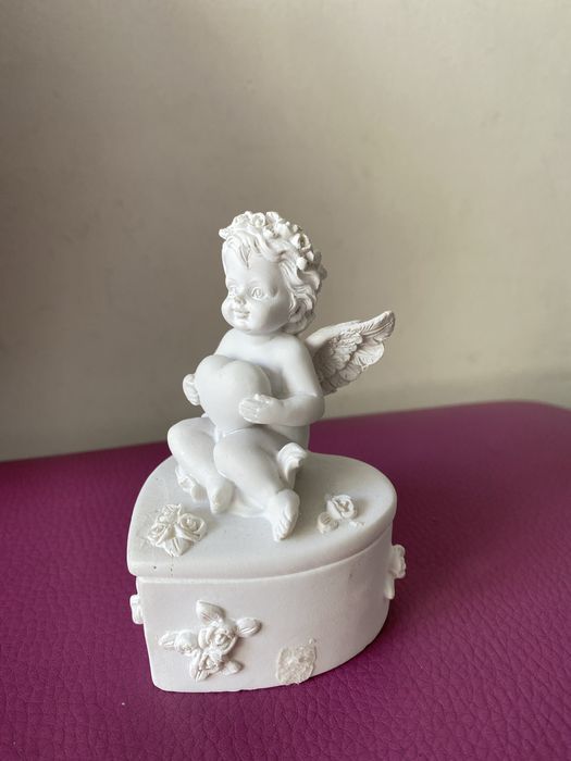 Anjo em marfinite