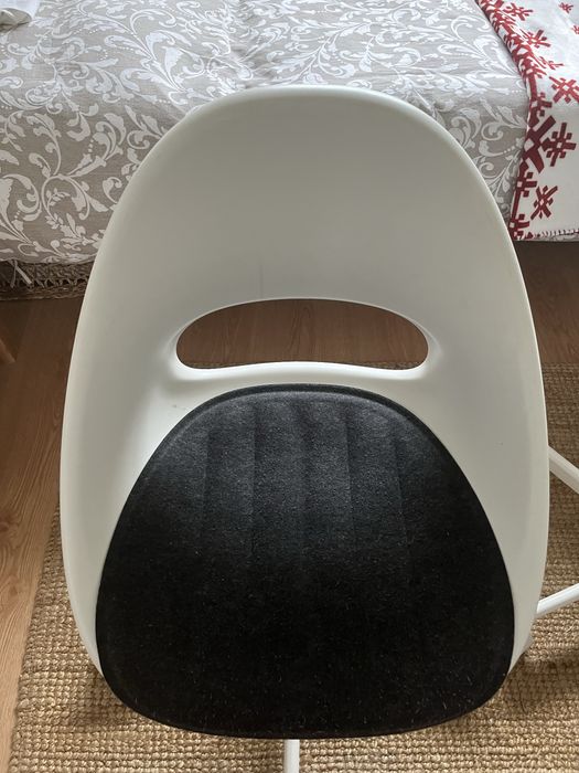 Cadeira Branca Escritório IKEA - LOBERGET / MALSKAR
