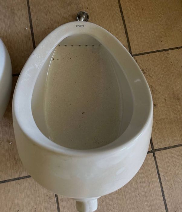 Писсуар Porta ;  Умывальник Cersanit