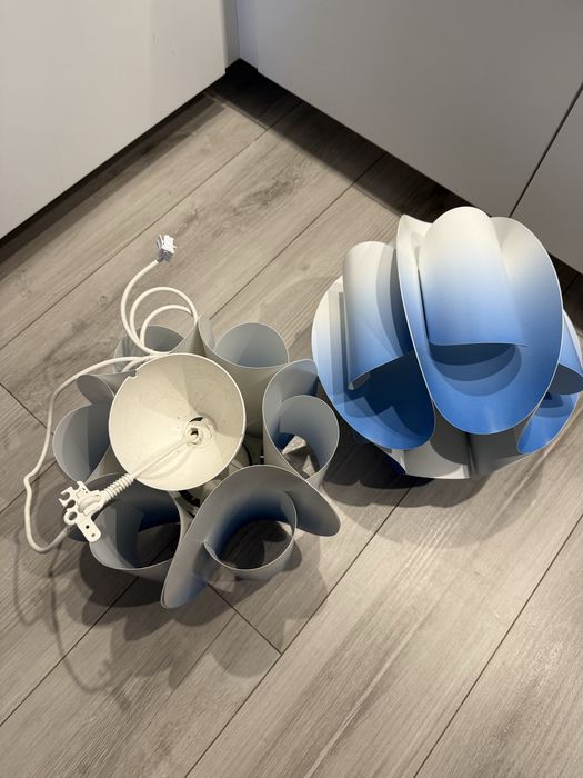 Lampa wisząca IKEA Trubbnate biało-niebieska dwie sztuki