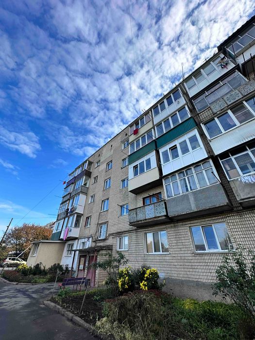 1к квартира на гречанах готова до проживання