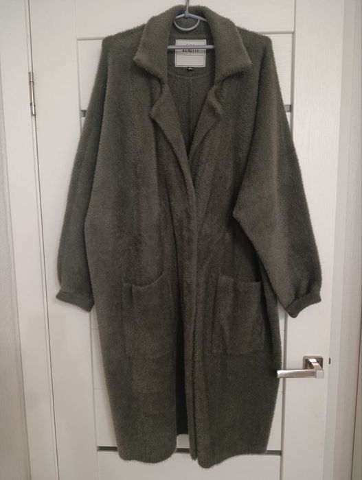 Пальто жіноче нове, 4-5 xl