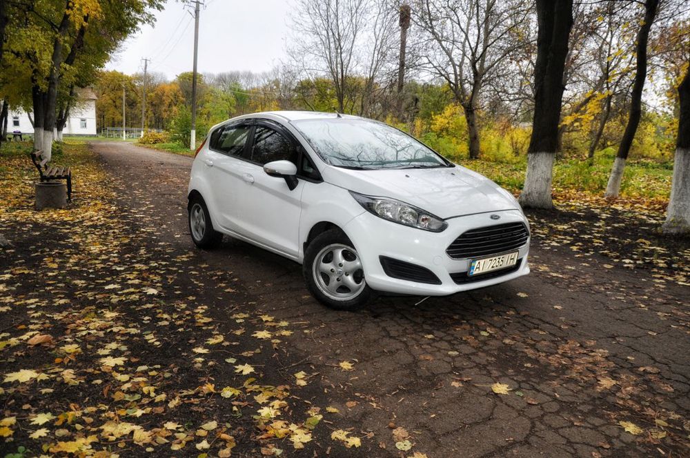 Продам ford fiesta 13 рік, 1'5D.