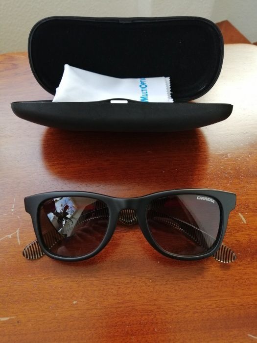Óculos de sol Carrera 6000