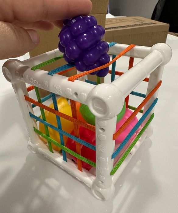 Cubo com Frutos de Brincar