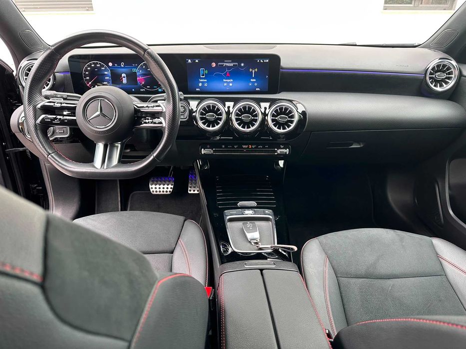 Mercedes Benz A200 AMG LINE