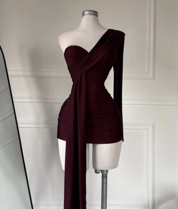 Продам шикарну сукню