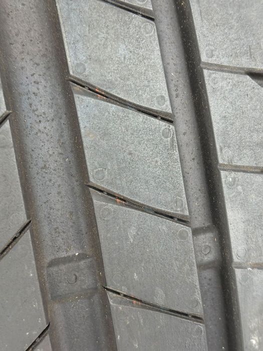 255/40/18 BRIDGESTONE Turanza T005