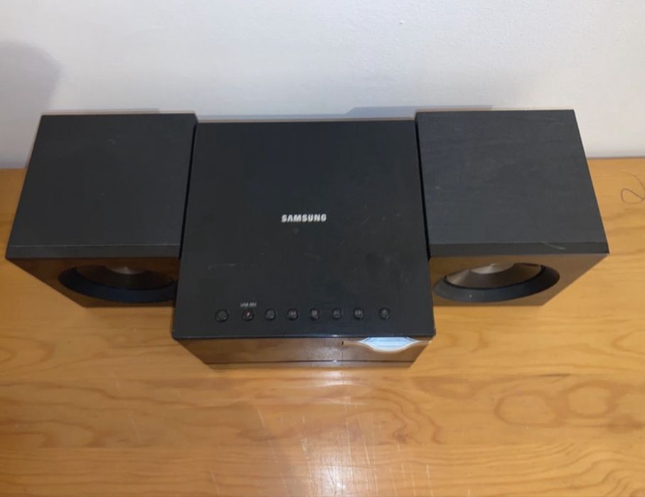 Aparelhagem samsung em muito bom estado