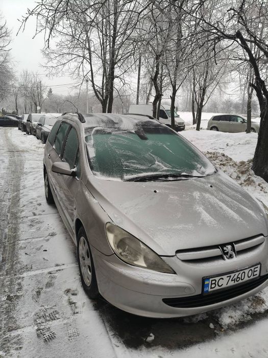 Продам автомобіль Peugeot 307 sw 2005 рік 1.6 бензин