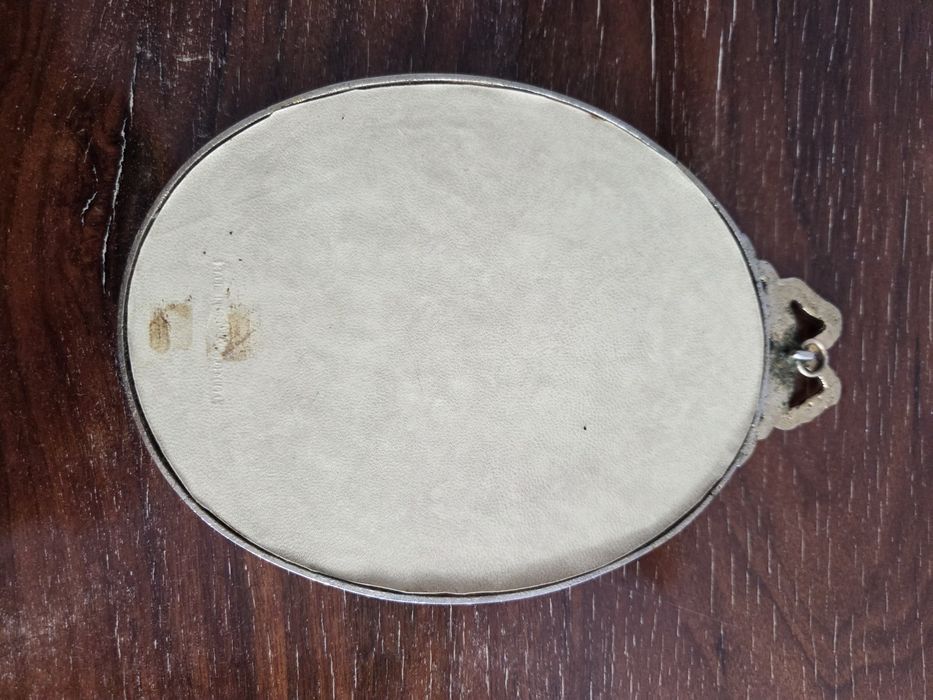 Moldura vintage em latão