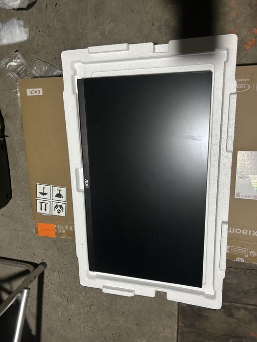 Продам игровой  монитор ЛОК 24G2U/BK24G2