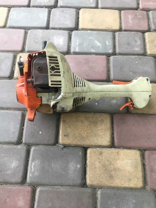 STIHL FS 38 бензинова мотокоса,трімер.