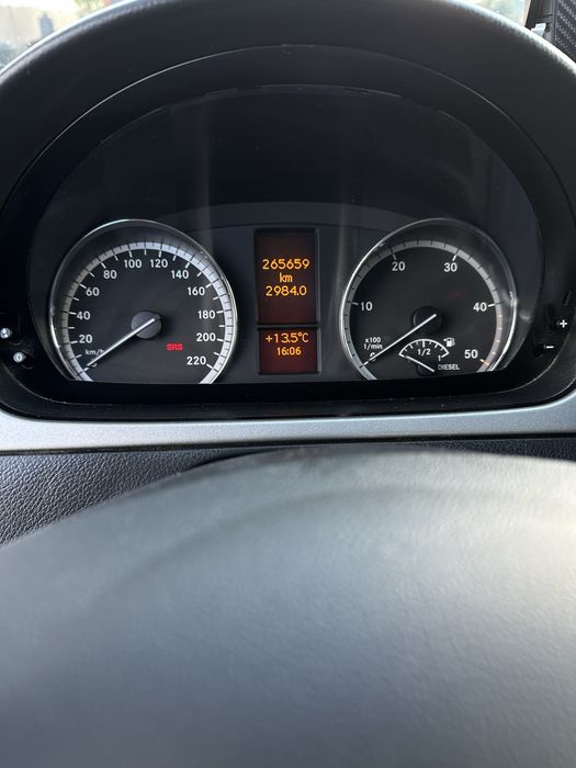 Mercedes Vito EXTRA LONG 2013 brygadówka.
