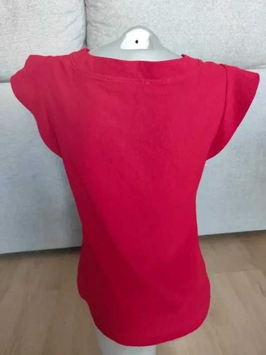 Blusa Vermelha Shop One com Decote em V e Mangas de Folhos Tamanho S
