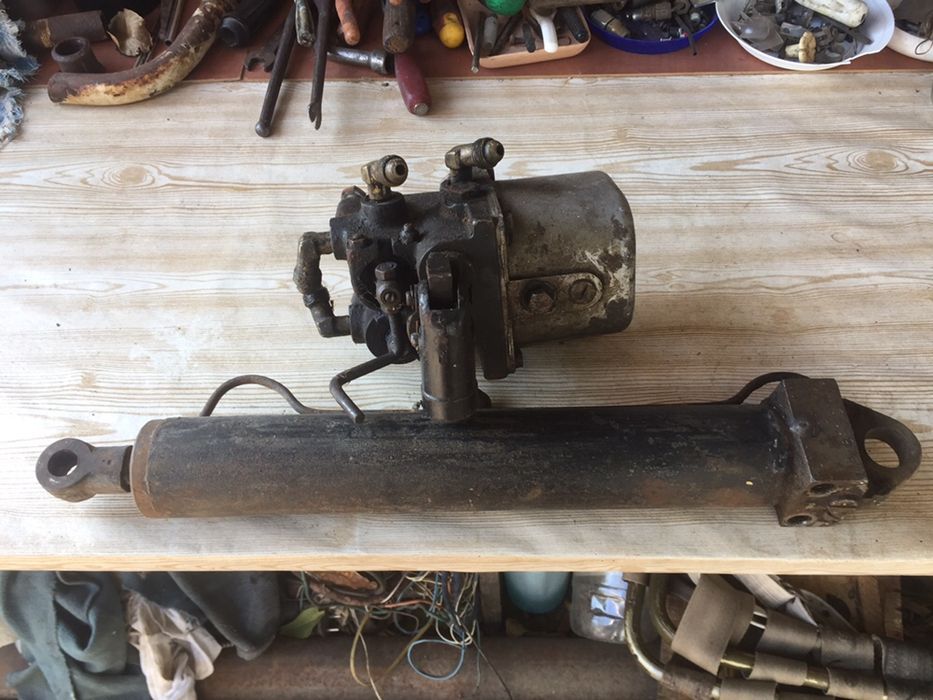 Гидро шток. Поднятия кабины карданчик рулевого управления 1000гр