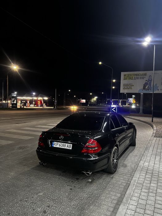 Mercedes benz e500 w211