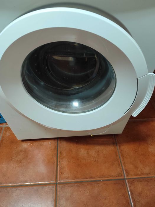 Vende se máquina de lavar 9kg