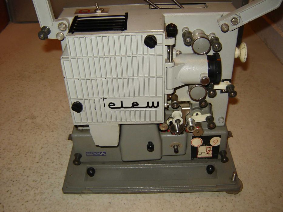 Projektor 16mm Elew typ 127