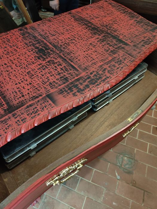 Cómoda Antiga em Estilo Dom José